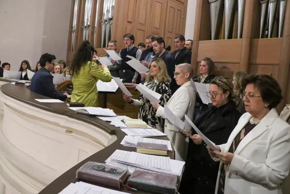 Vazmeno bdijenje u požeškoj Katedrali