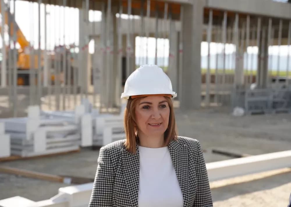 Gradnja Regionalnog distribucijskog centra za voće i povrće u Požegi od 16 milijuna eura napreduje prema planu