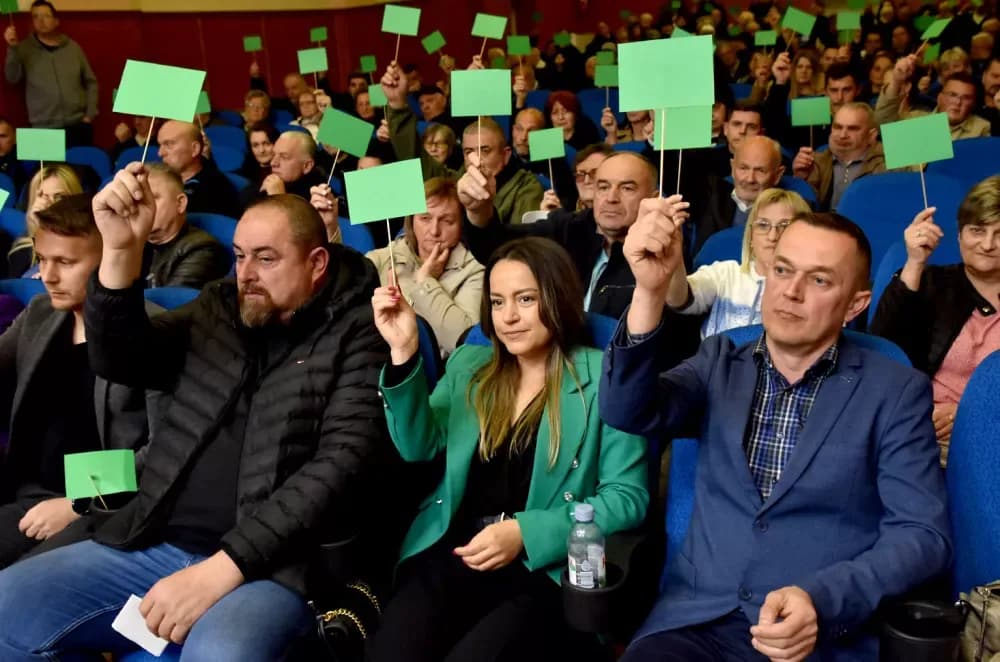 OSNOVANA UDRUGA „EKO KUTJEVO“: Školski primjer građanske inicijative uz prepunu dvoranu i zelene zastavice