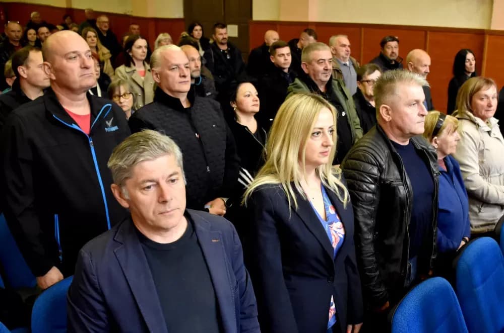 OSNOVANA UDRUGA „EKO KUTJEVO“: Školski primjer građanske inicijative uz prepunu dvoranu i zelene zastavice