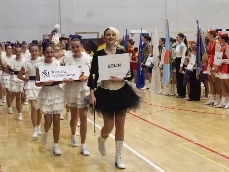 PLETERNICA: Svečano otvoreno 29. Državno prvenstvo u mažoret plesu