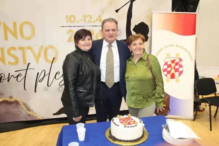 PLETERNICA: Svečano otvoreno 29. Državno prvenstvo u mažoret plesu