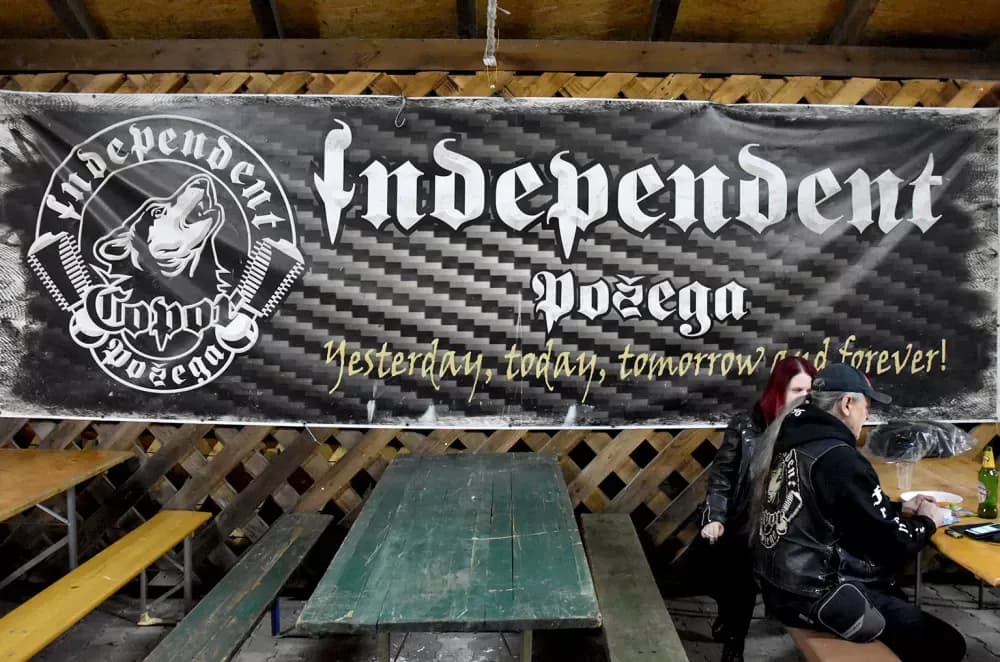 Veliki jubilej požeških bajkera: Moto klub Independente slavi 20 godina rada uz vola na ražnju i rock spektakl