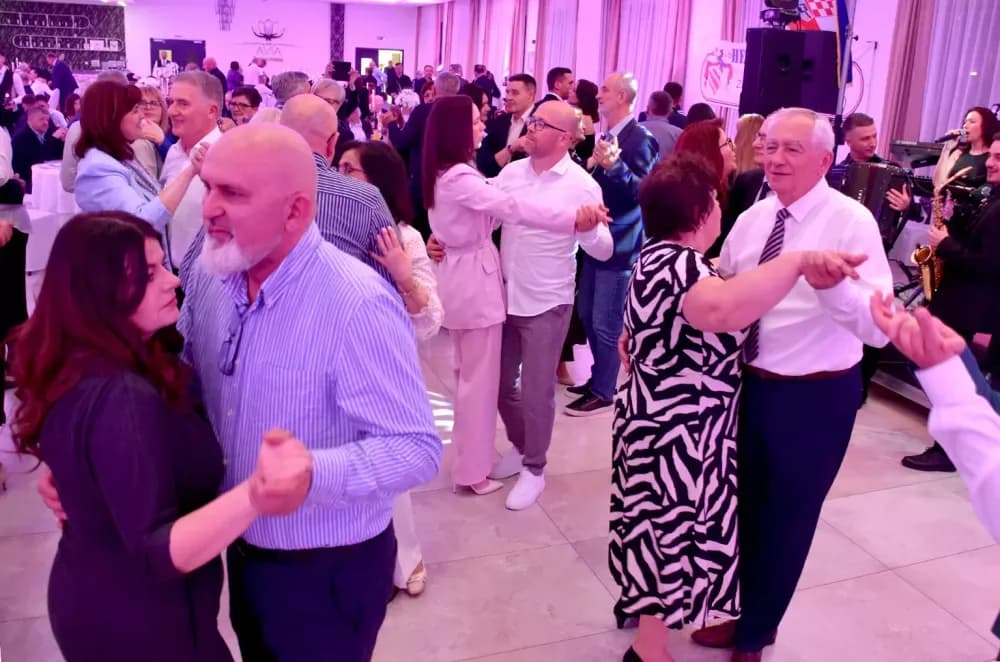 Tradicija, ganga i zajedništvo koja ne blijedi