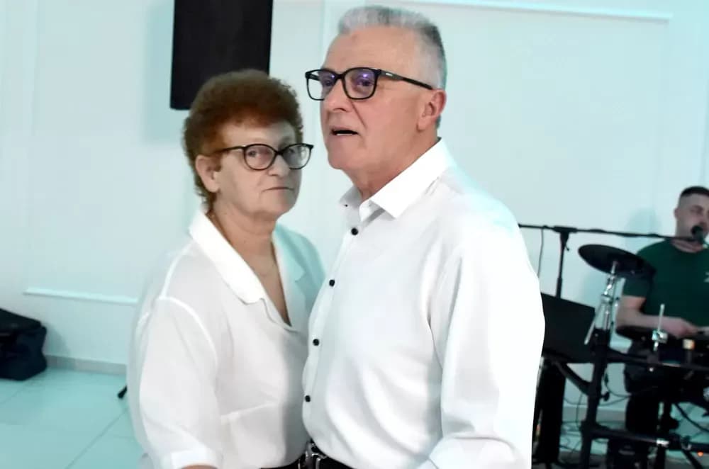 Plesna tradicija se nastavlja: Više od stotinu plesača ispunilo dvoranu Gloria