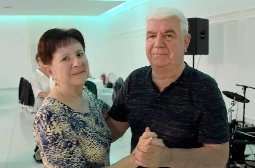 Plesna tradicija se nastavlja: Više od stotinu plesača ispunilo dvoranu Gloria