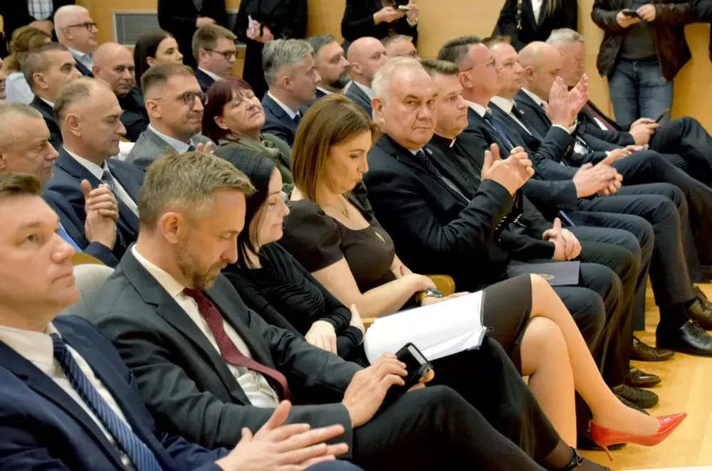 U svečanom ozračju i uz snažne poruke obilježen Dan Požeško-slavonske županije