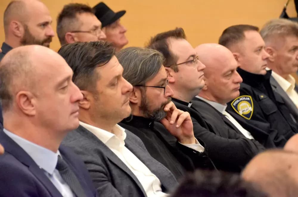 U svečanom ozračju i uz snažne poruke obilježen Dan Požeško-slavonske županije