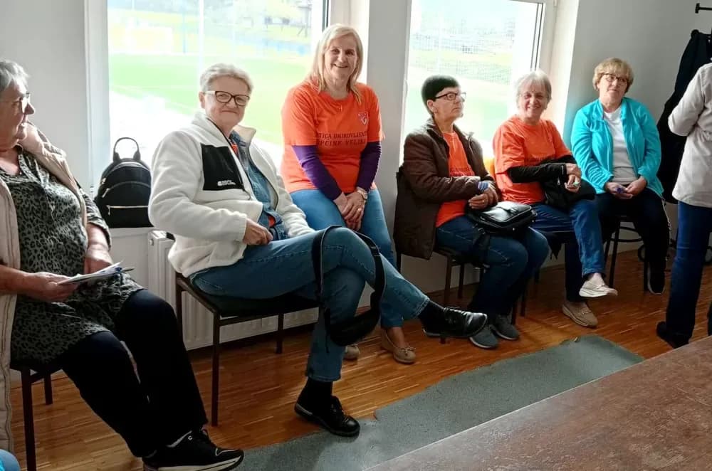 Umirovljenici Kaptola i brestovačke Orljave najbolji u pikadu