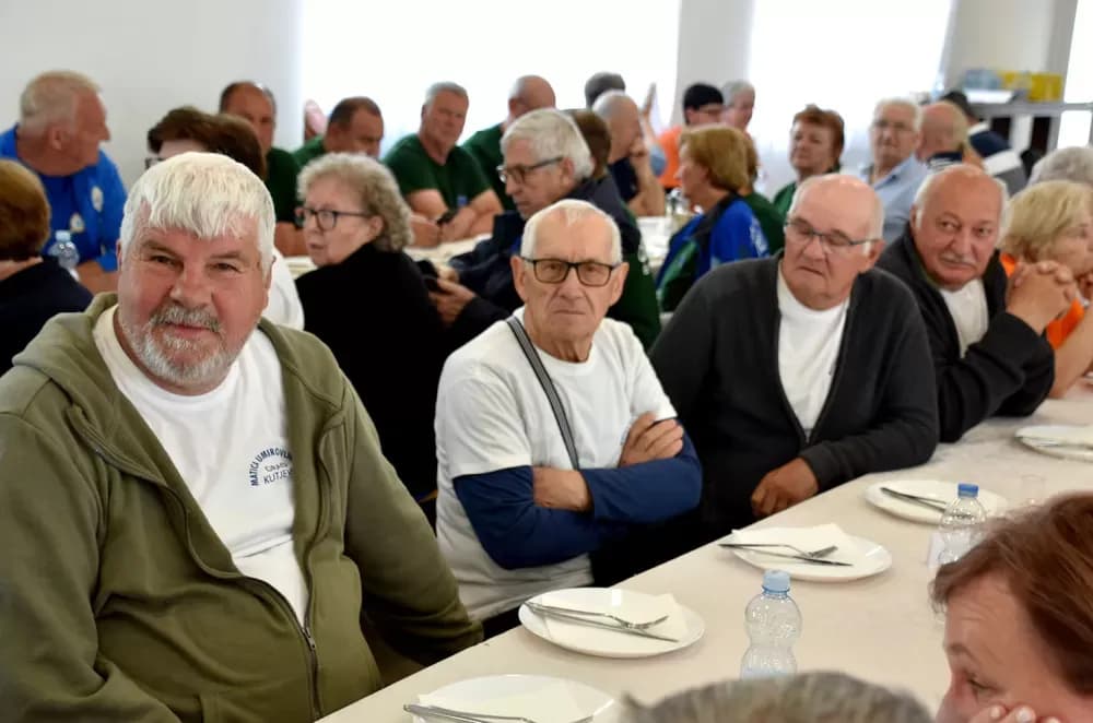 Umirovljenici Kaptola i brestovačke Orljave najbolji u pikadu