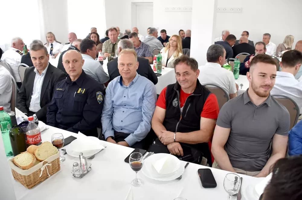 Nagrade Općine Čaglin primili Goran Blagojević, lovci Ruševa i Dom za stare Ljeskovica, a zahvalnicu Andrija Vuzem