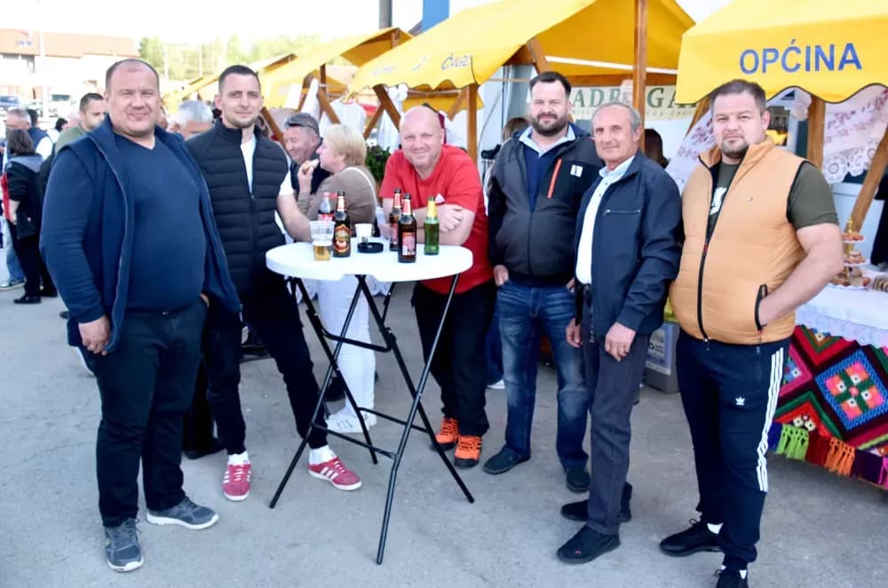 Velika proslava u Čaglinu: Uz lovački gulaš i pjesmu Štefa Jeršeka slavilo se do zore