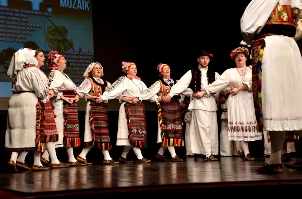 TRADICIJA U SRCU ŽUPANIJE: Održan 14. Županijski kulturni mozaik