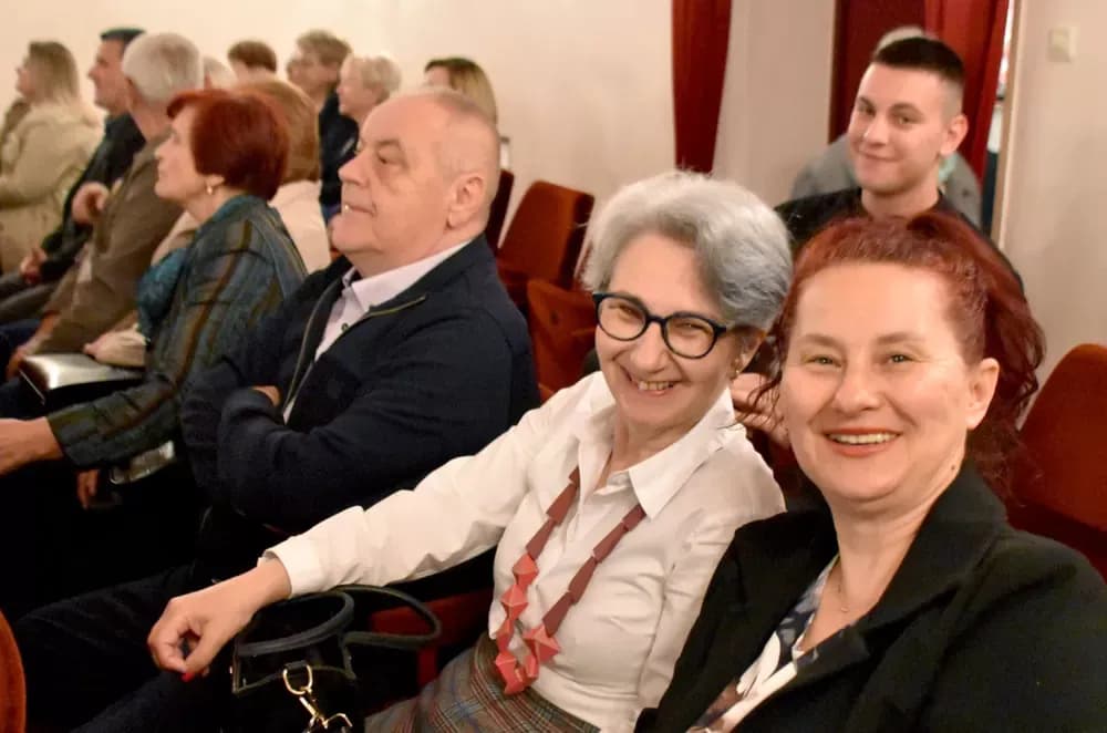 Glazbena čarolija u Požegi: Tamburaški spektakl Županijskog orkestra „Vallis Aurea“