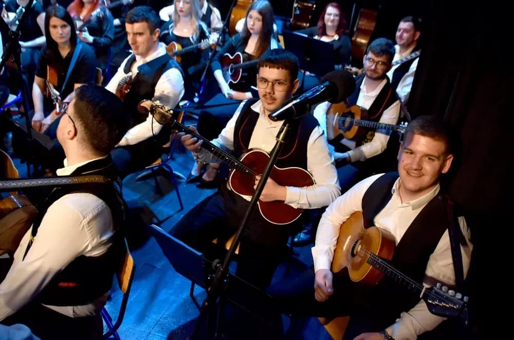 Glazbena čarolija u Požegi: Tamburaški spektakl Županijskog orkestra „Vallis Aurea“