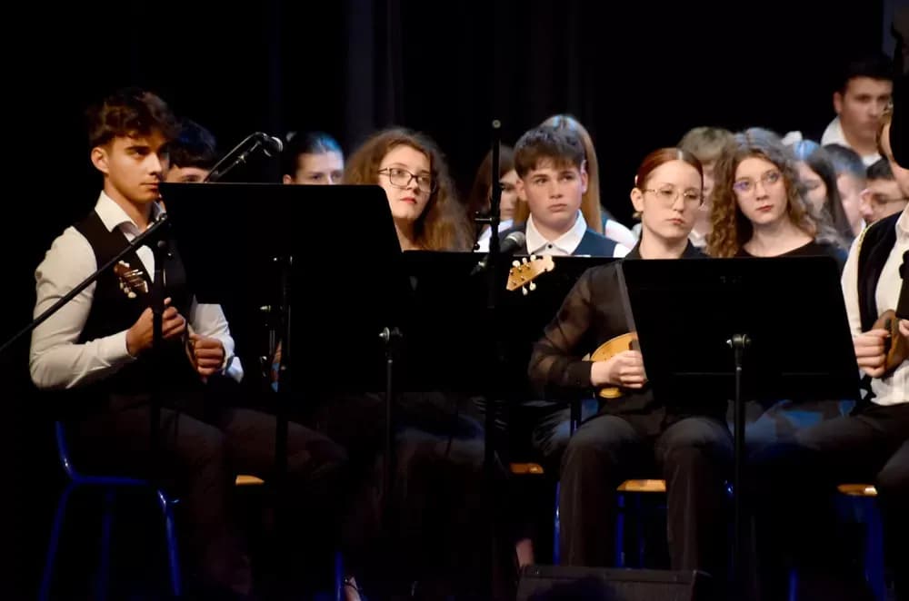 Glazbena čarolija u Požegi: Tamburaški spektakl Županijskog orkestra „Vallis Aurea“