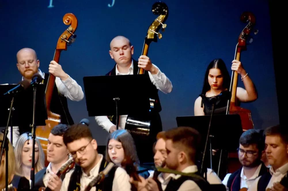 Glazbena čarolija u Požegi: Tamburaški spektakl Županijskog orkestra „Vallis Aurea“