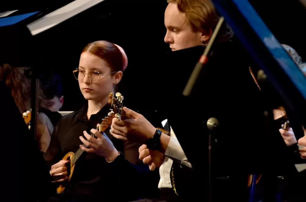 Glazbena čarolija u Požegi: Tamburaški spektakl Županijskog orkestra „Vallis Aurea“