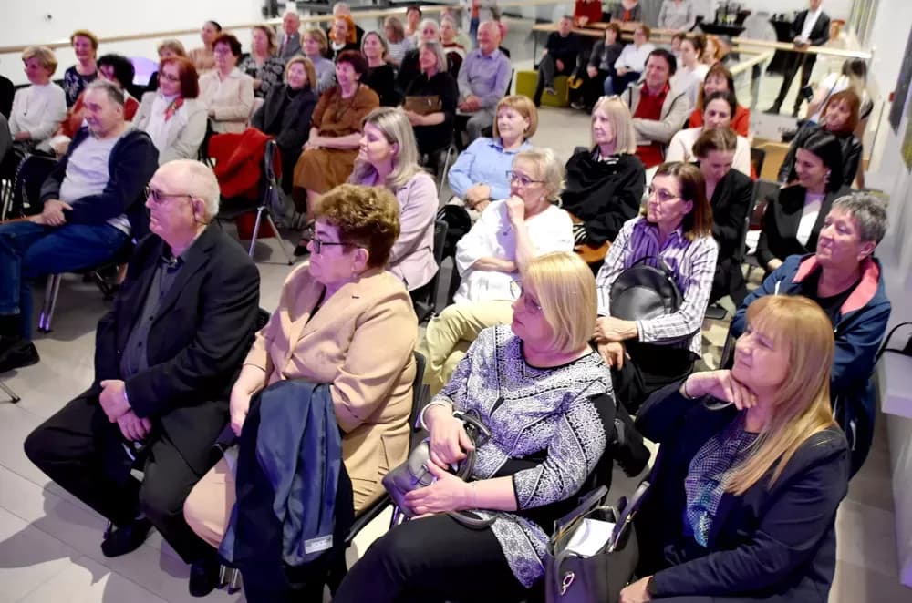 POŽEGA U ZNAKU KNJIGE: Više od 20 programa u „Pobratimstvu lica u svemiru“