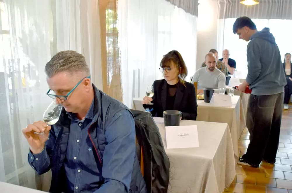 Graševina Branka Jakobovića iz Vetova šampion ocjenjivanja vina u Kaptolu