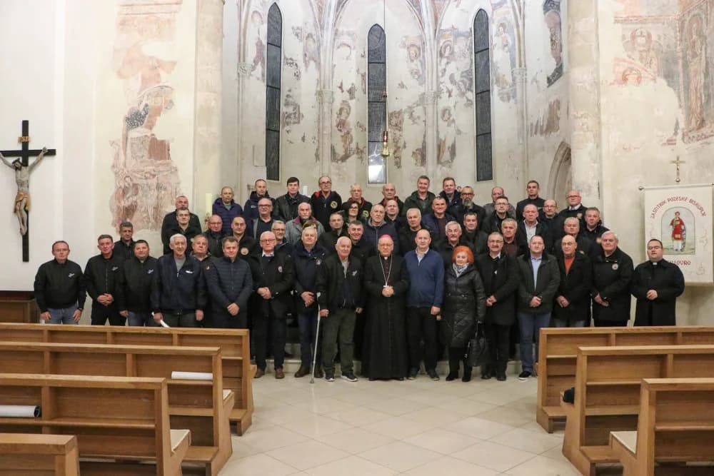 Hrvatski branitelji s područja Požeške biskupije na prijemu kod mjesnog ordinarija msgr.dr. Antuna Škvorčevića