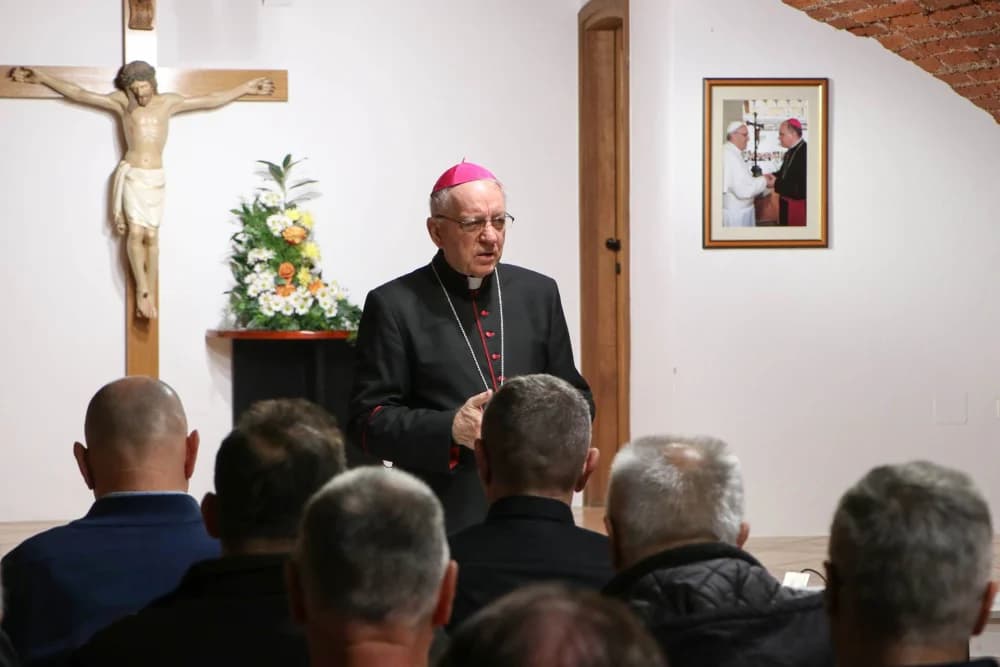 Hrvatski branitelji s područja Požeške biskupije na prijemu kod mjesnog ordinarija msgr.dr. Antuna Škvorčevića