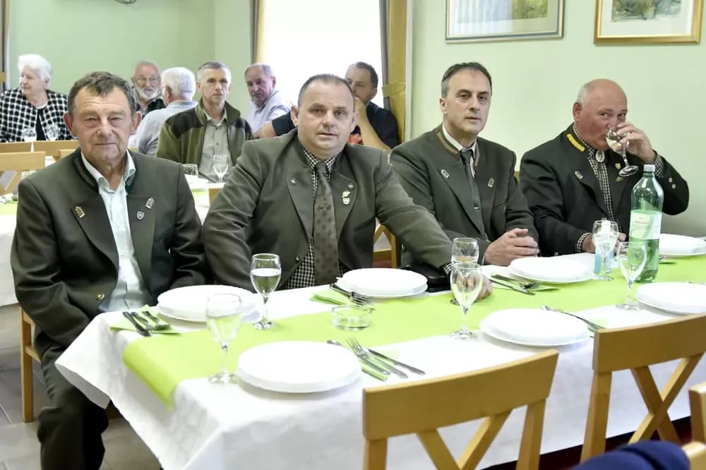 Osam lovaca orljavačkog Psunja odlikovano uz jubilej društva