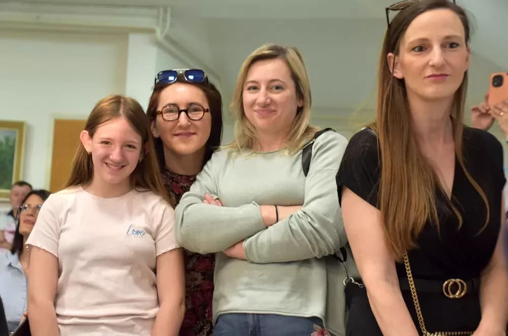 Biškupci odjekivali tradicijom: Održan 11. susret pjevačkih skupina „Pivaj diko, ja ću ti polagat“