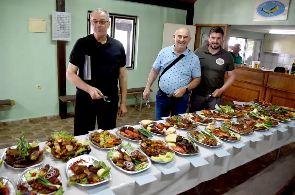 REKORDNA ROŠTILJADA U ZARILCU: Više od dvije tisuće posjetitelja, 59 ekipa i pobjeda „Čoraka“