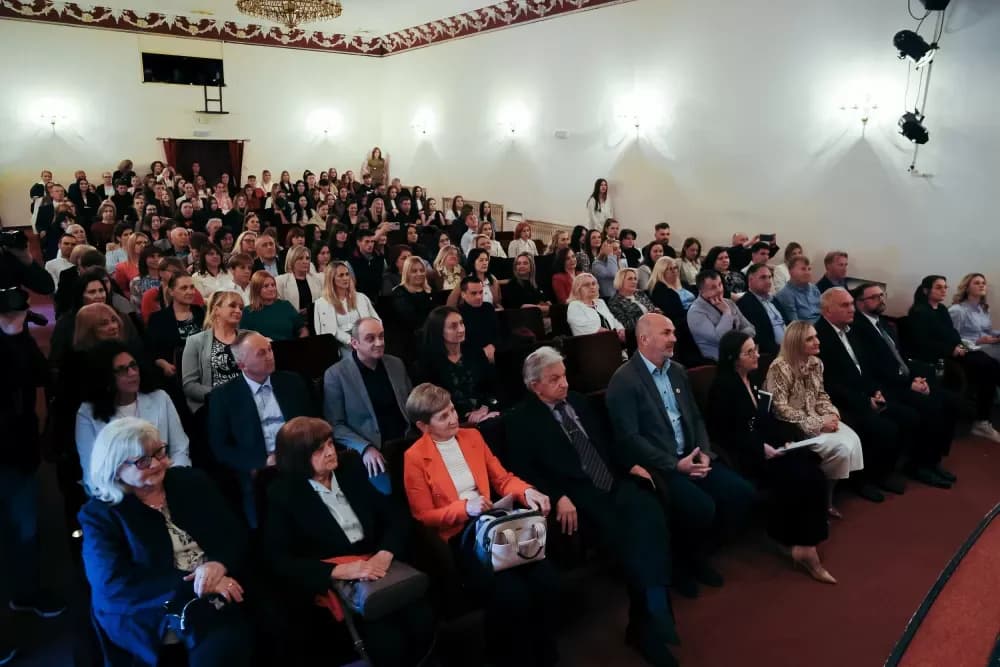 Sedam desetljeća znanja: Obilježena 70. obljetnica Ekonomske škole Požega