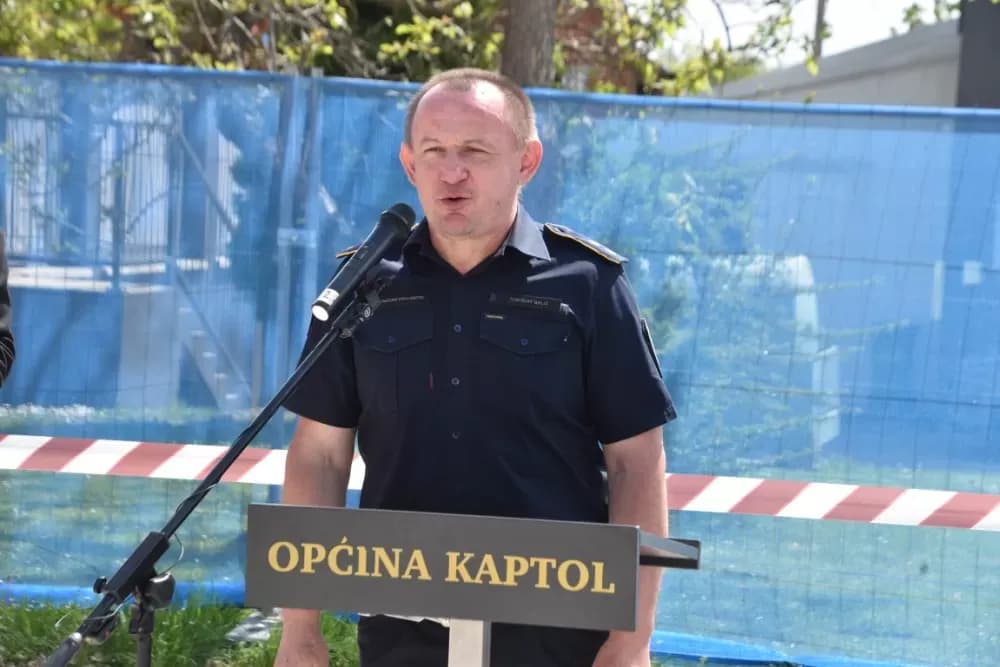 Lončarević nastavio gdje je Pavičić stao: Počela gradnja vatrogasnog spremišta
