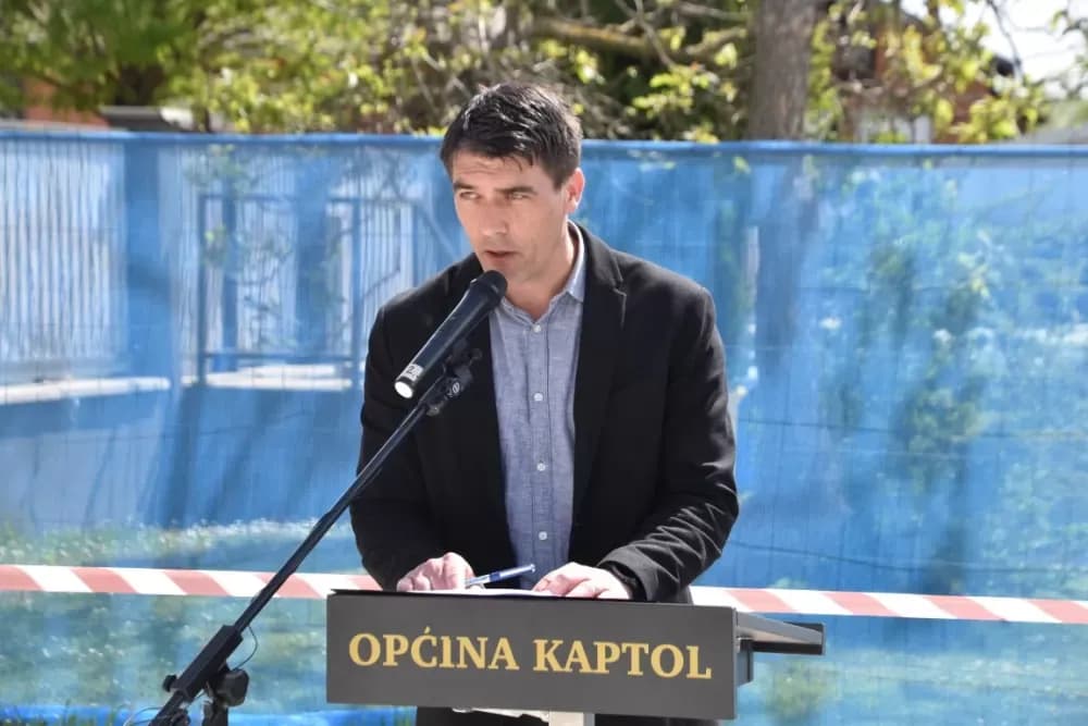 Lončarević nastavio gdje je Pavičić stao: Počela gradnja vatrogasnog spremišta