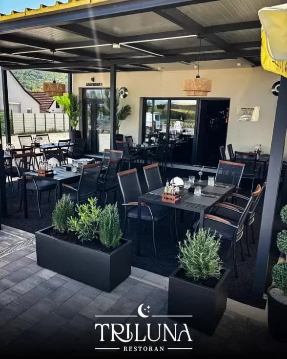 Otvorena terasa koja mijenja jutra u Požegi: Kava, brunch i slavonski doručak