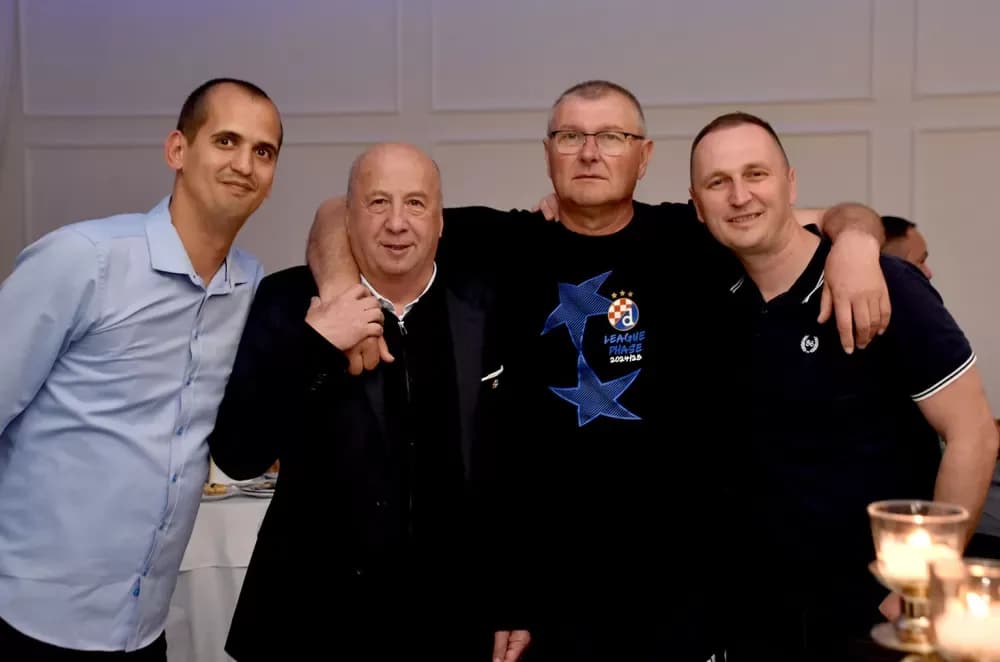 Plava noć uz navijačke uspješnice razveselila stotine Dinamovaca