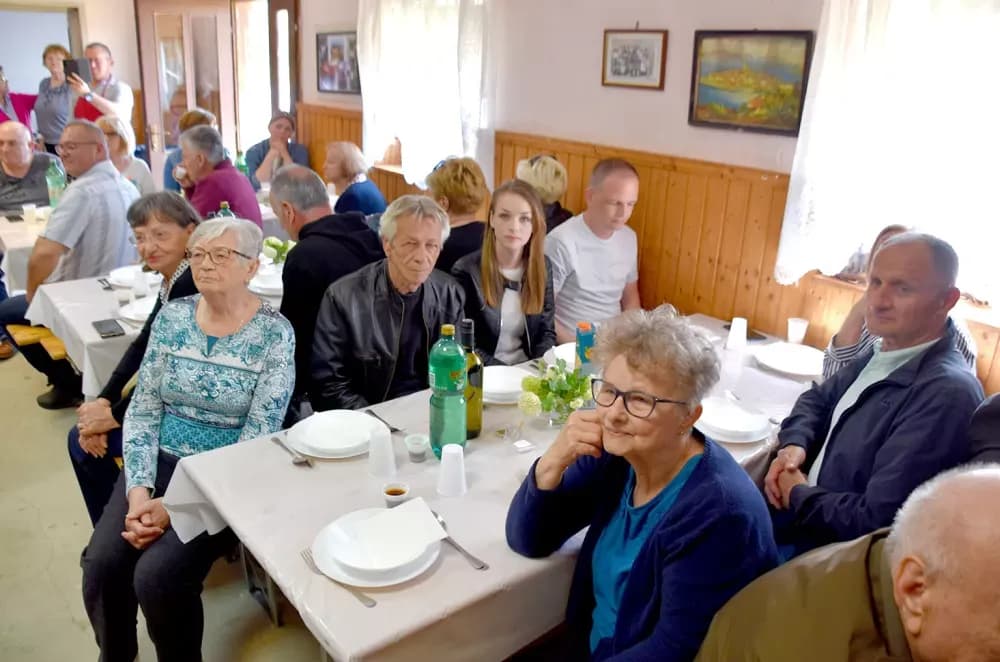 Raseljeni Vlatkovčani se okupili u selu svog djetinjstva