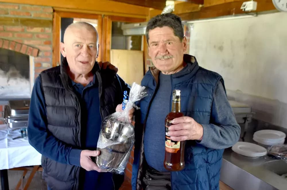 ŽIVOTNI JUBILEJ KAPATOLAČKOG PODUZETNIKA: Ilija Jelušić proslavio 70. rođendan uz obitelj, prijatelje i pjesmu