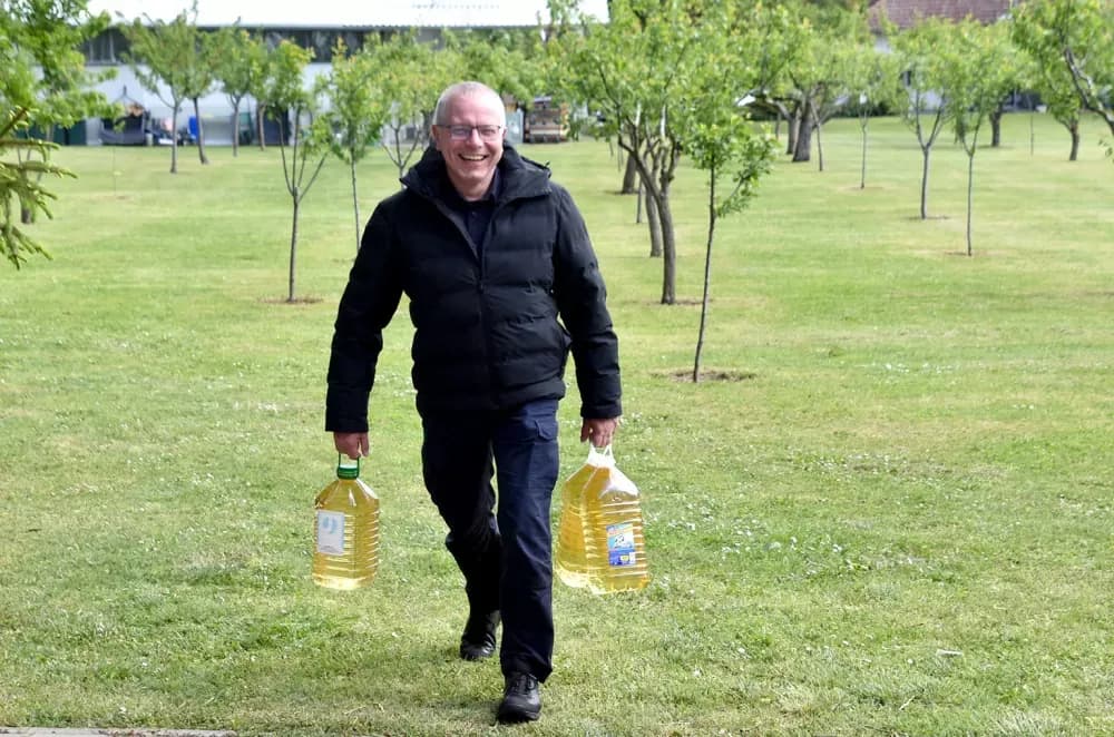 ŽIVOTNI JUBILEJ KAPATOLAČKOG PODUZETNIKA: Ilija Jelušić proslavio 70. rođendan uz obitelj, prijatelje i pjesmu