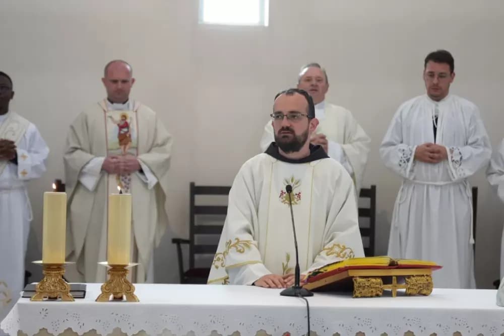 Vidovci ugostili hodočasnike iz Austije i Osijeka: Zajedništvo mladih na euharistijskom slavlju