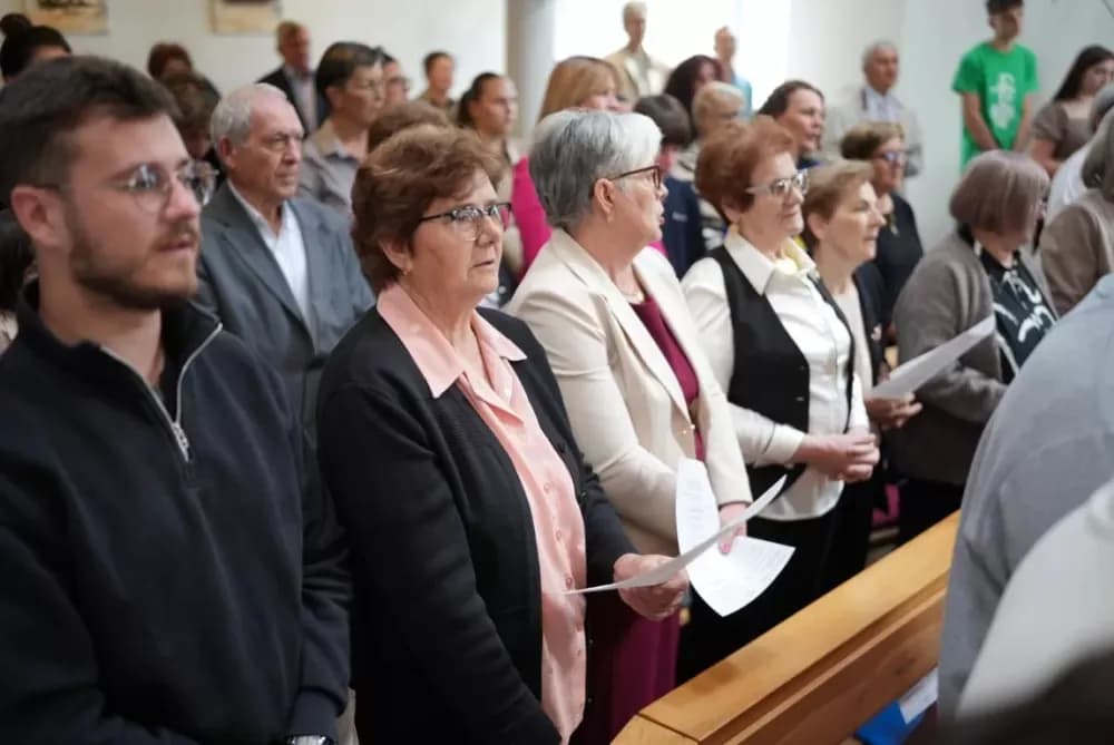 Vidovci ugostili hodočasnike iz Austije i Osijeka: Zajedništvo mladih na euharistijskom slavlju