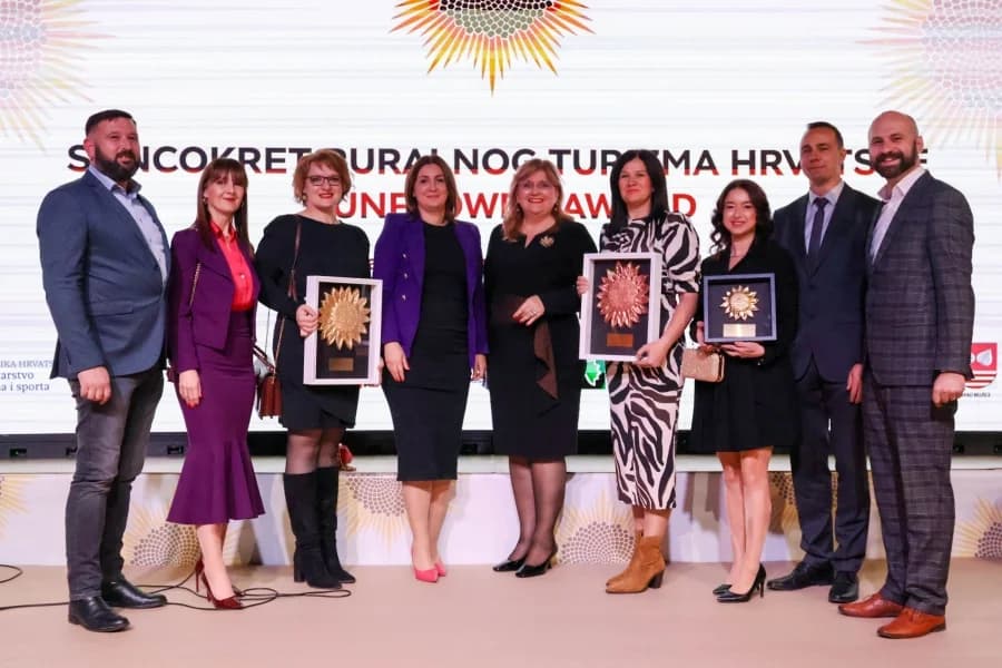 Laureati na ʼSuncokretu ruralnog turizma Hrvatske 2023.ʼ: Muzej bećarca, OPG Marija Ribičić i Slavonski banovac
