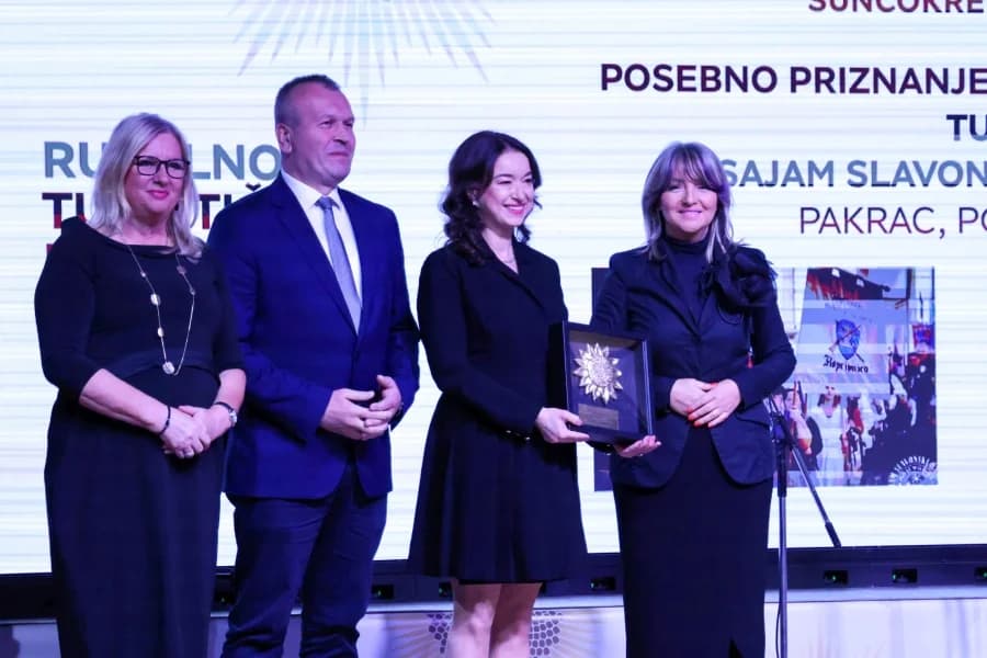 Laureati na ʼSuncokretu ruralnog turizma Hrvatske 2023.ʼ: Muzej bećarca, OPG Marija Ribičić i Slavonski banovac