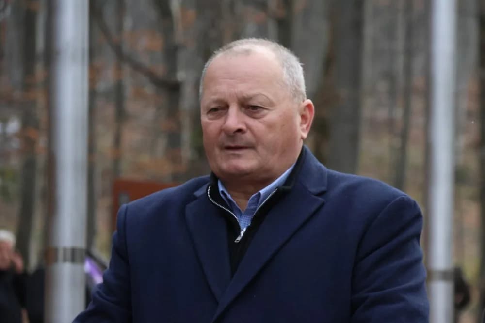 Odana počast mučki ubijenim hrvatskim vitezovima na Papuku nadomak Radio relejnog centra prema