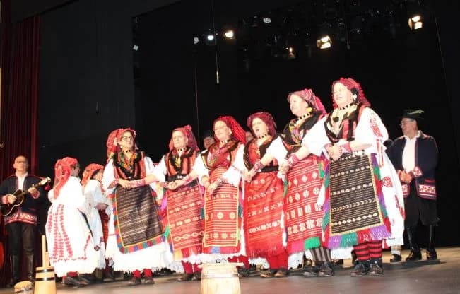 UZ DAN GRADA PLETERNICE: Održana 16. Međunarodna smotra folklora  „Običaji starog zavičaja“