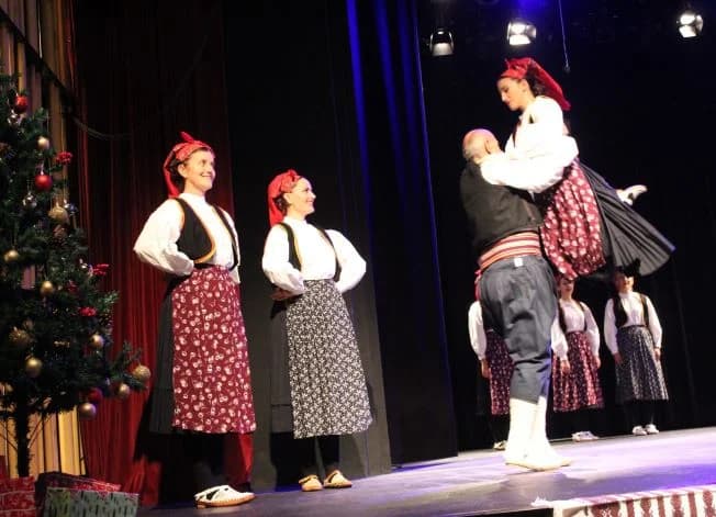 UZ DAN GRADA PLETERNICE: Održana 16. Međunarodna smotra folklora  „Običaji starog zavičaja“