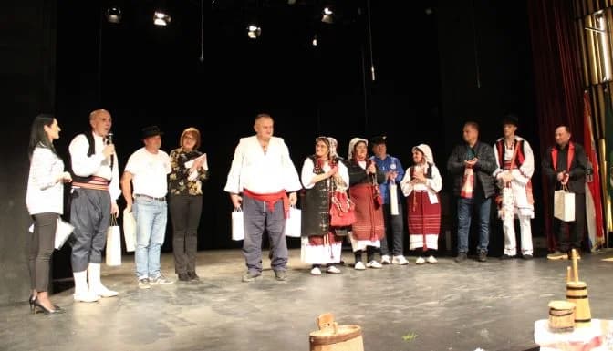 UZ DAN GRADA PLETERNICE: Održana 16. Međunarodna smotra folklora  „Običaji starog zavičaja“