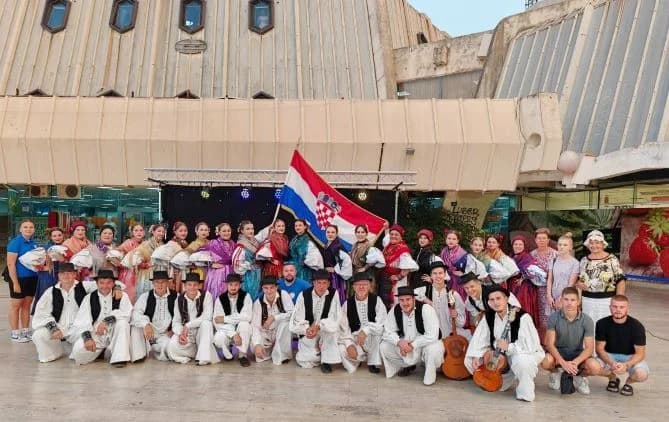 KUD "ORLJAVA" PLETERNICA: Vratili se iz Bara s međunarodnog festivala „Montenegro music fest“