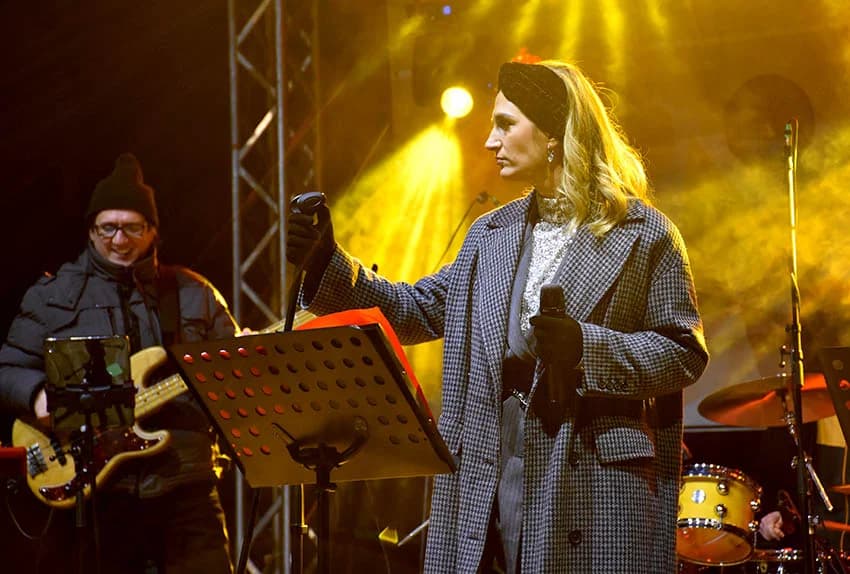 ADVENT U POŽEGI: Otvorenje klizališta i nastup Brune Oberan Bošković i Big Banda