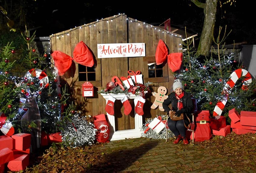 ADVENT U POŽEGI: Otvorenje klizališta i nastup Brune Oberan Bošković i Big Banda