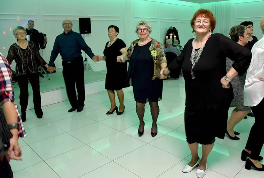 REDOVNA MJESEČNA ZABAVA UMIROVLJENIKA U DVORANI GLORIJA U POŽEGI: Dvanaesta i zadnja ove godine