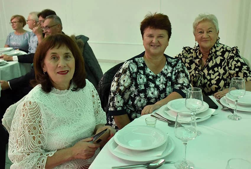 REDOVNA MJESEČNA ZABAVA UMIROVLJENIKA U DVORANI GLORIJA U POŽEGI: Dvanaesta i zadnja ove godine